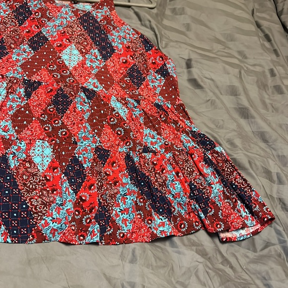 Torrid sleeveless top 3x - Picture 3 of 8